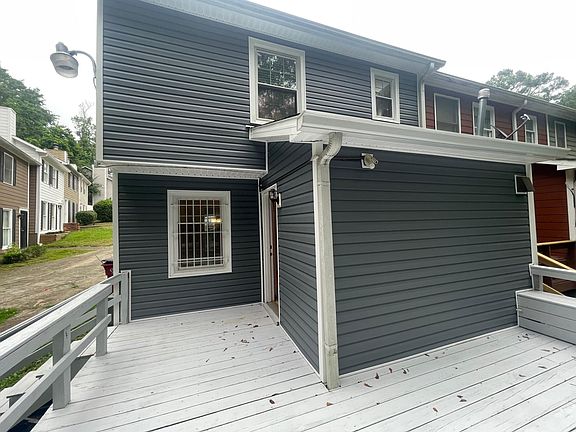 5th image of 200 Springdale Ct