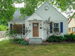 2446 Avon Ave SW, Wyoming, MI