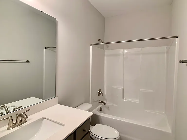 130 Henhouse Ct — Photo 15