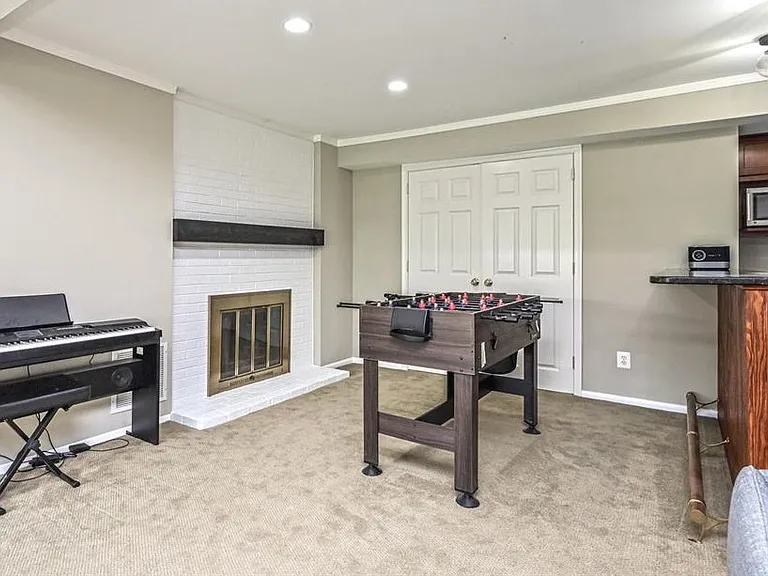6520 Beverly Ave — Photo 24