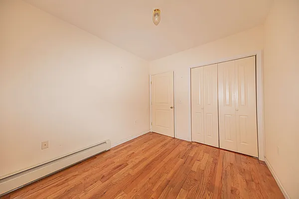 Sold by Maximillion Realty, Inc. | media 9