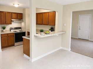 45 Valley View Ln APT C, Bangor, ME 04401