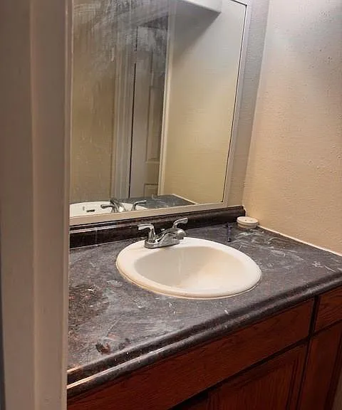 12413 Wellington Park Dr — Photo 9