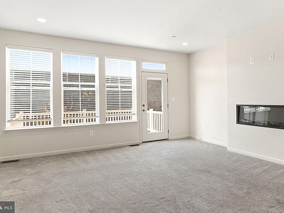 3rd image of 7255 Martin Farm Cir