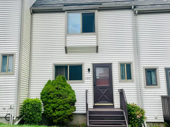 147 Suffolk Court, Meriden, CT 06450