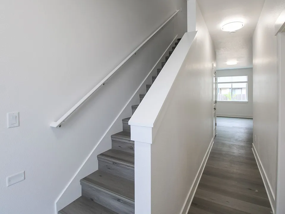 1262-1272 9th St NW