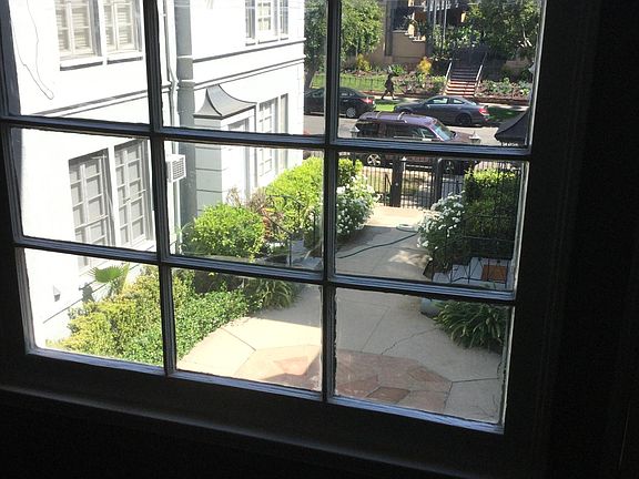 4th image of 831 S Serrano Ave APT 3