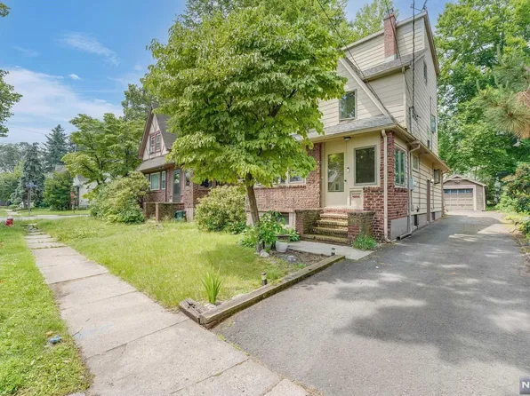 1000 Grace Ter, Teaneck, NJ 07666