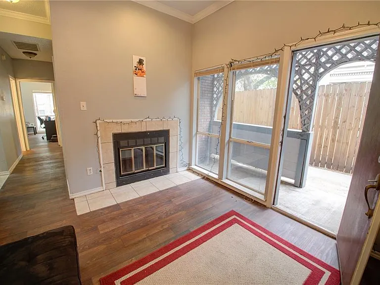 2608 Rio Grande St #202 — Photo 7