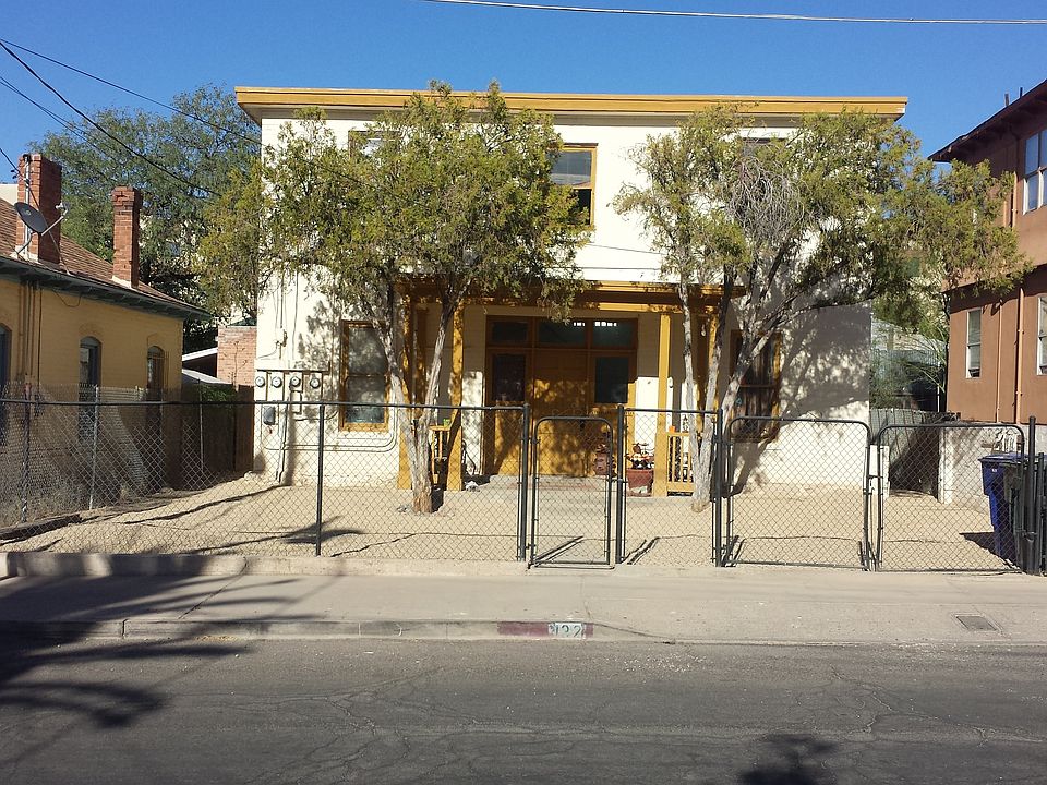 132 N. Hoff Ave.