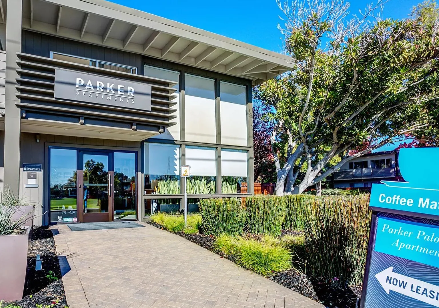 Parker Palo Alto — Photo 1