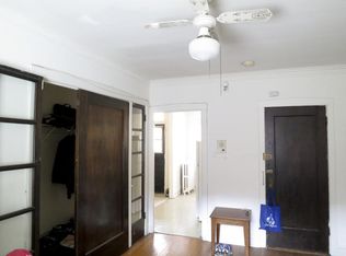 4303 N Winchester Ave APT 1B, Chicago, IL 60613