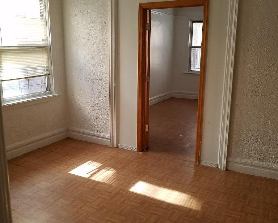 1st image of 1723 Montgomery Ave APT 1