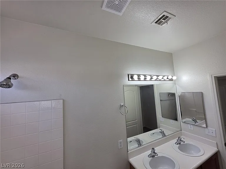 731 Emerald Idol Pl — Photo 59