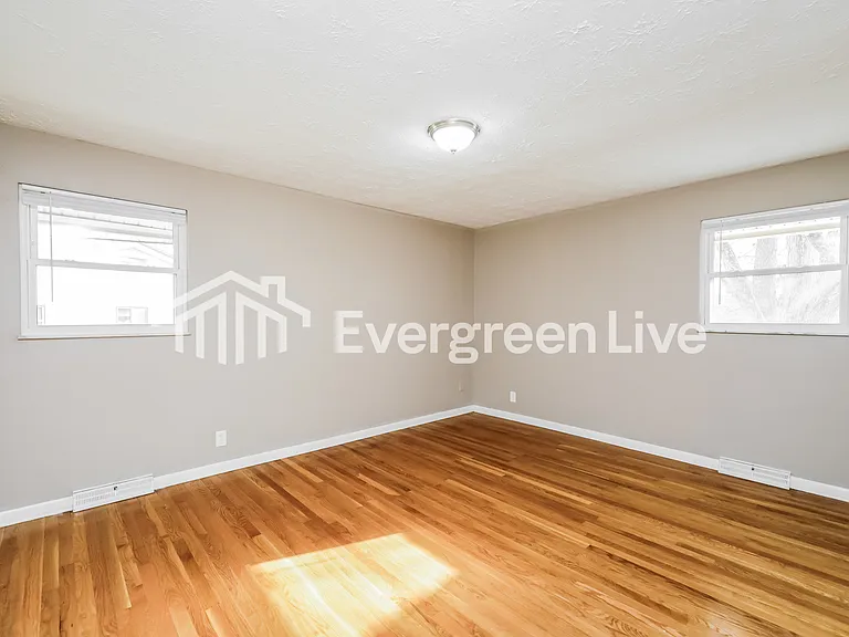10941 Corona Rd — Photo 13