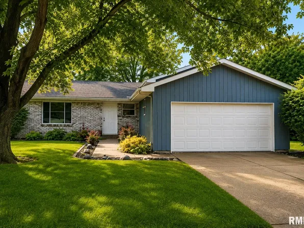 3204 W Westport Rd, Peoria, IL 61615