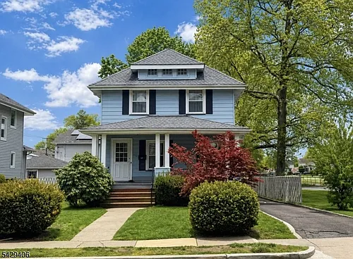 312 Rochelle Ave Photo 1