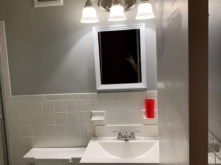 1520 Senate St #102 — Photo 15
