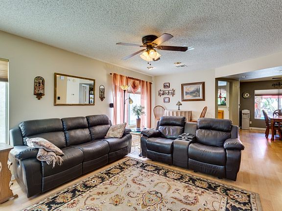 5th image of 1528 Spreading Oak Dr