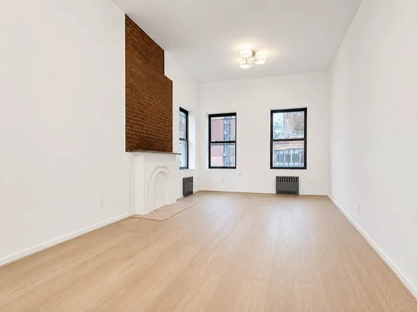 100 West 27th Street image 1 of 18