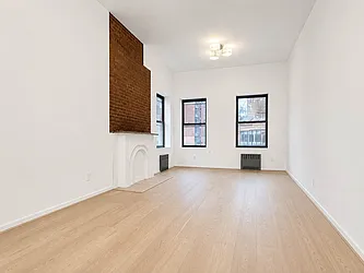 100 West 27th Street, #5/N