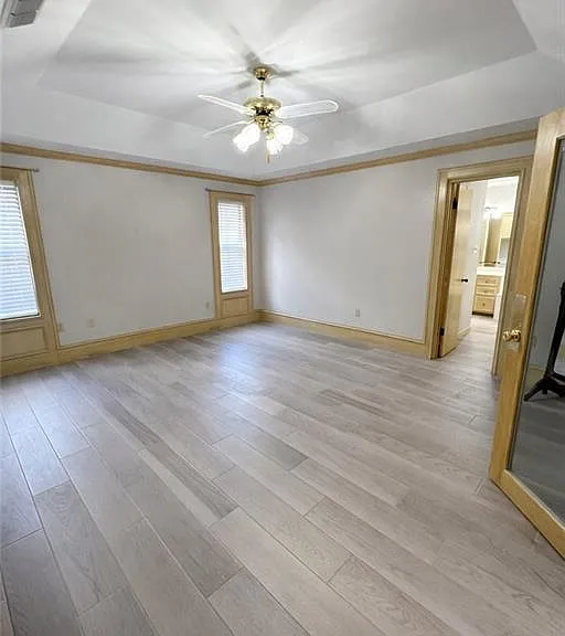 121 E Jonquil Ave — Photo 11