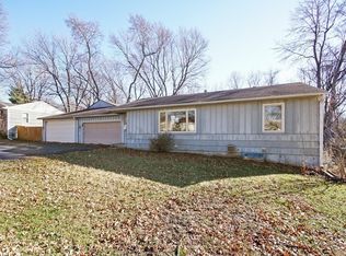 7901 W 60th Ter, Overland Park, KS 66202
