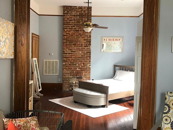 3rd image of 212 N Alexander St #212