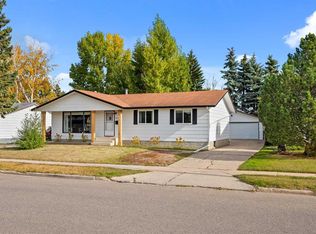 3113 W 47th Ave, Lloydminster, SK S9V 1E8