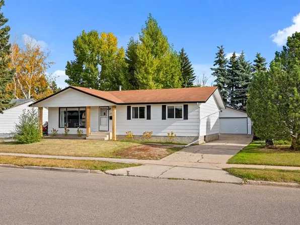 3113 W 47th Ave, Lloydminster, SK S9V 1E8