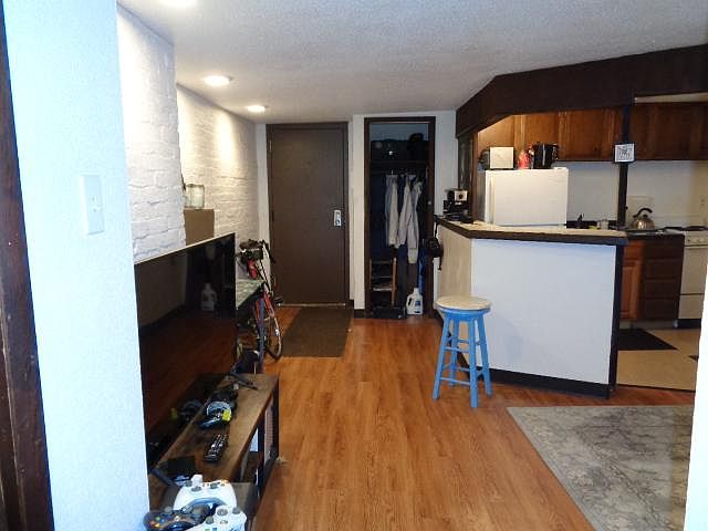 2nd image of 833 Mifflin Ave APT 1A