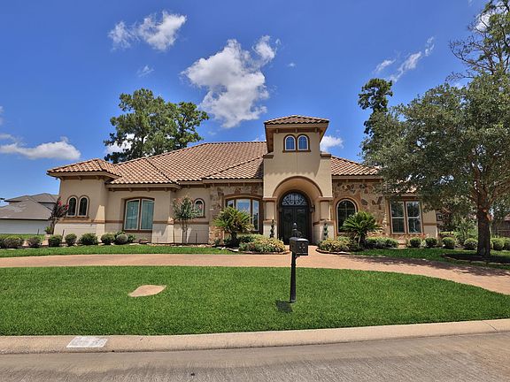 3rd image of 58 Shadow Creek Ridge Dr