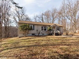 144 Belvedere Rd, Beacon, NY 12508