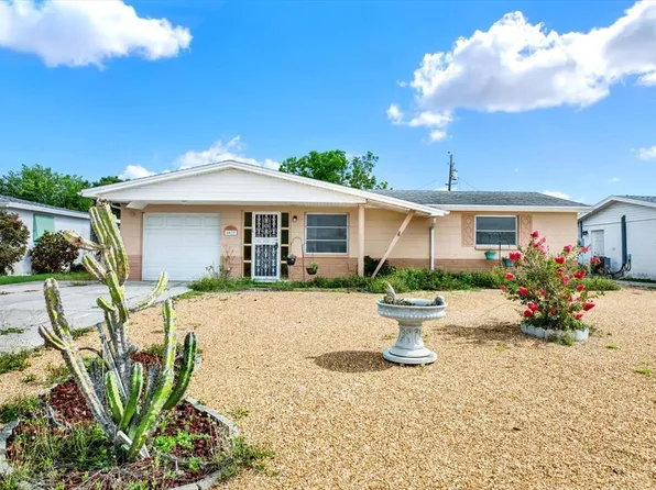 4025 Chesswood Dr, Holiday, FL 34691