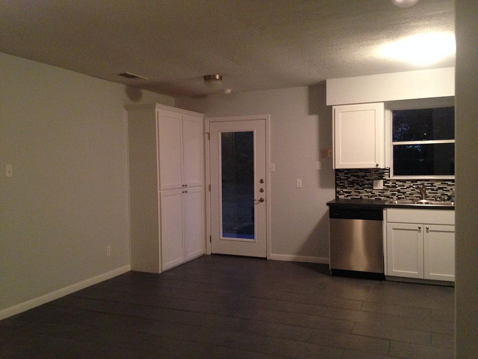 1st image of 1505 Dandridge Dr