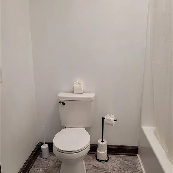 63 Illinois St #104 — Photo 16