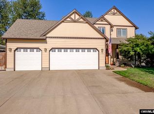 778 27th Ave, Sweet Home, OR 97386