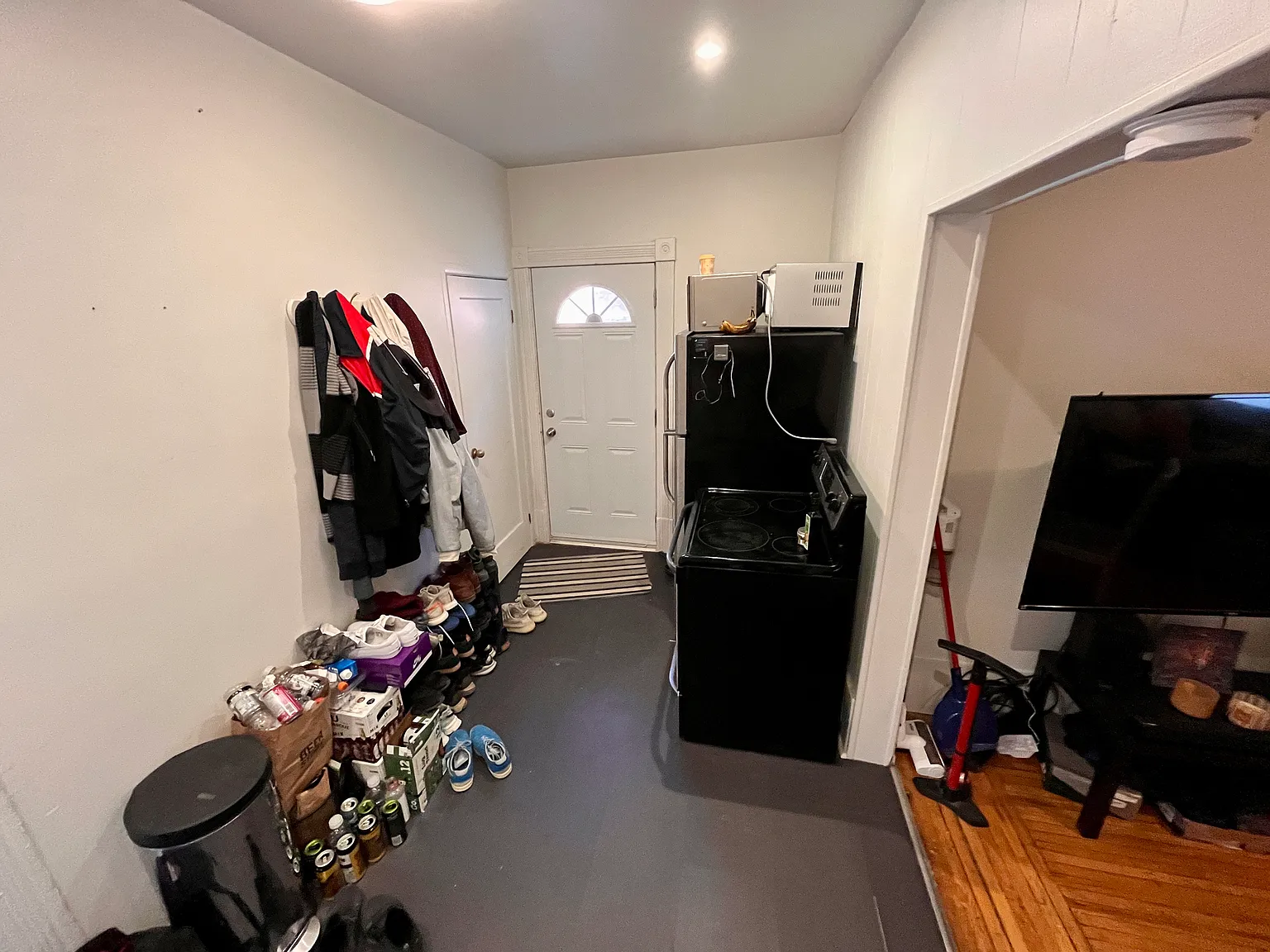 402 Alfred Street Kingston — Photo 3