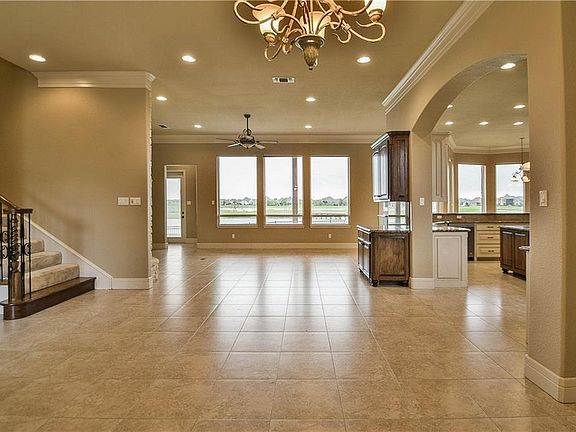 2nd image of 2313 Marseilles Ct