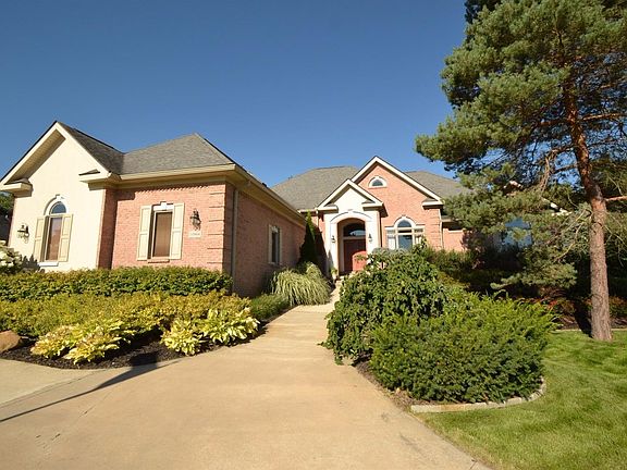 5th image of 10904 Fossil Hill Dr