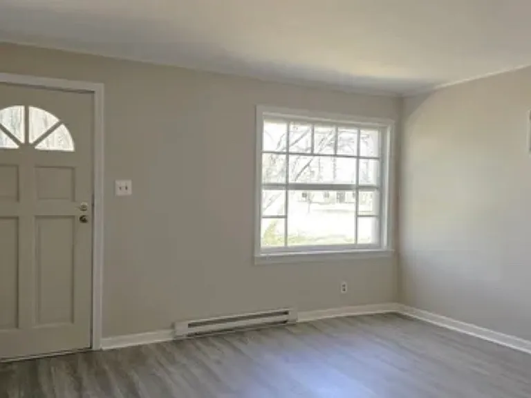 500 N Main St #4 — Photo 5
