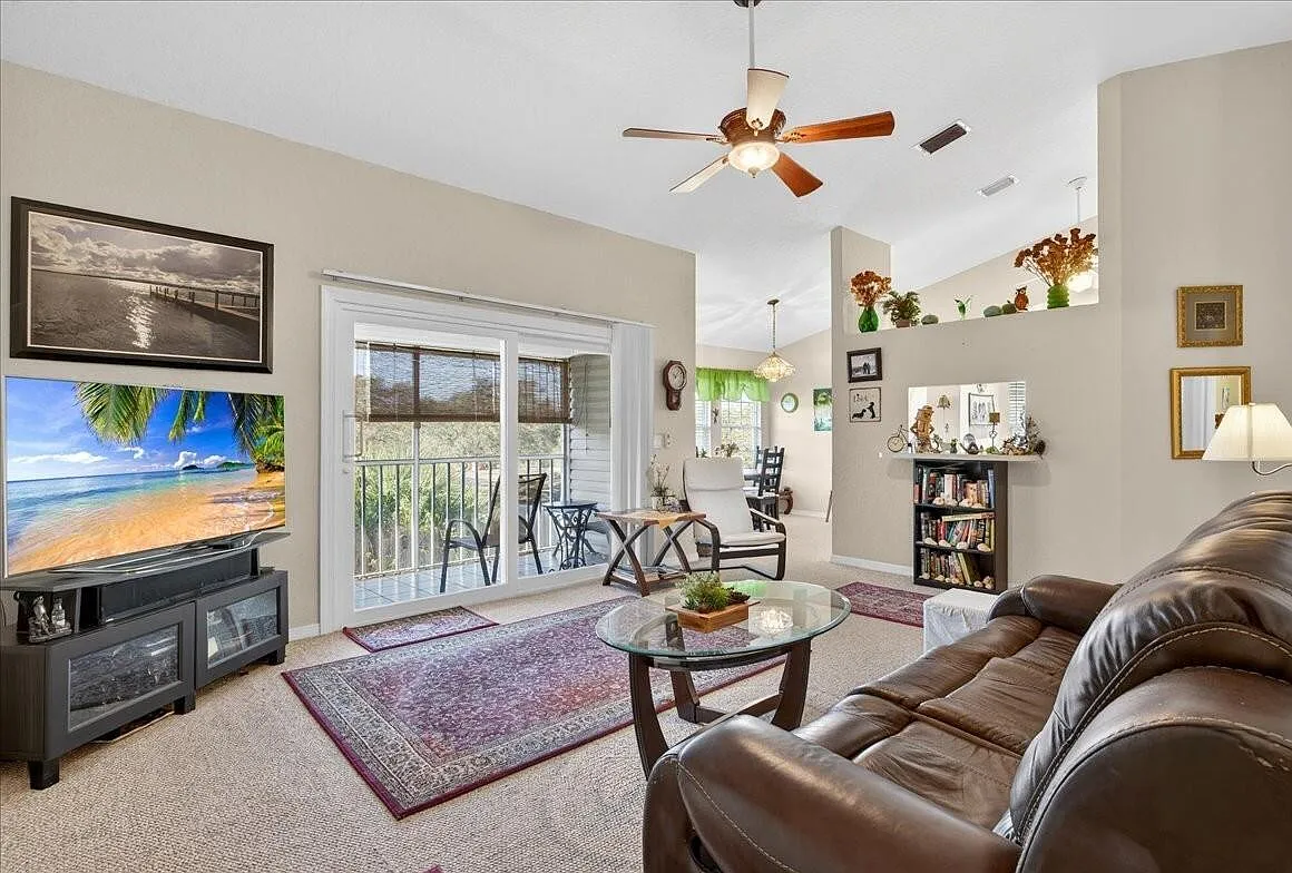2 bed, 2.0 bath, 1430 sqft, $1,600 — Photo 3