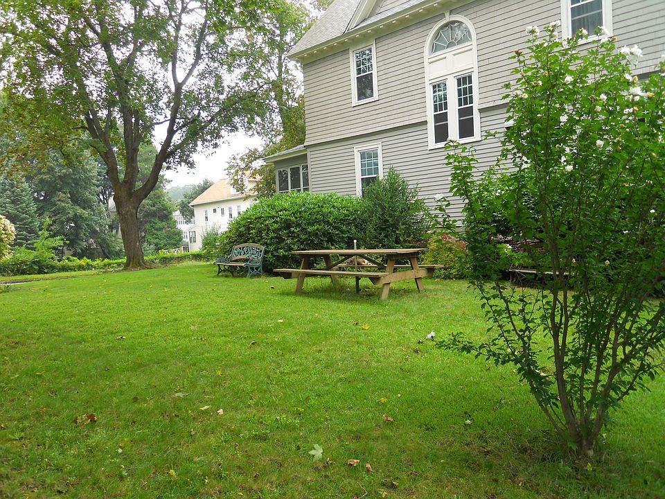 2nd image of 24 Monroe Ave