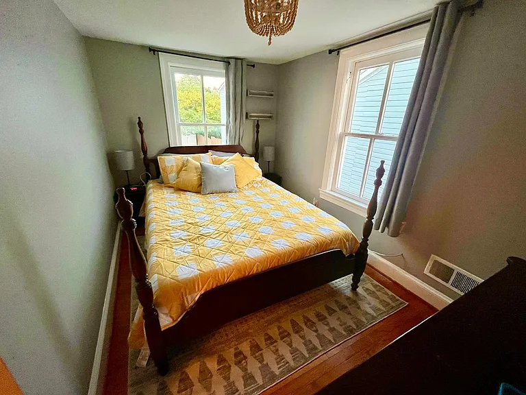 616 S Washington St — Photo 15