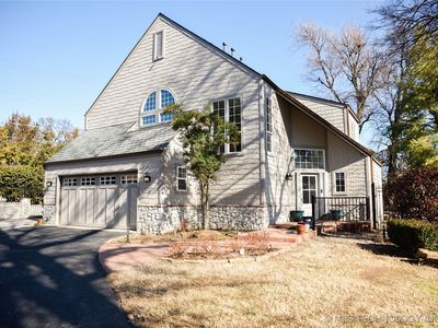1207 E 21st Pl, Tulsa, OK, 74114