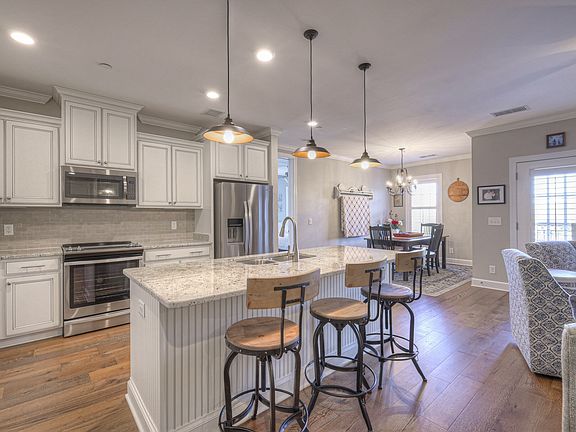 3rd image of 6030 Keats St Unit 201