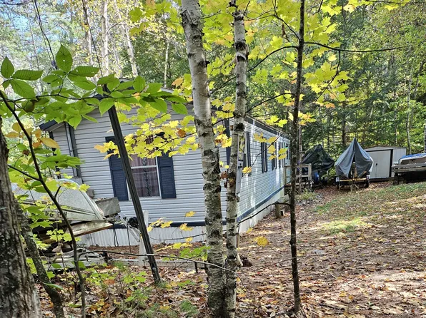 13 Swans Point Road Ext, Hiram, ME 04041