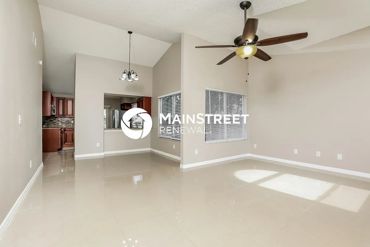 Living Room - 9941 Surrey Ridge Rd