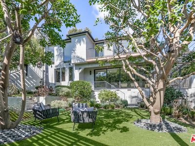 1490 Sunset Plaza Dr, Los Angeles, CA, 90069