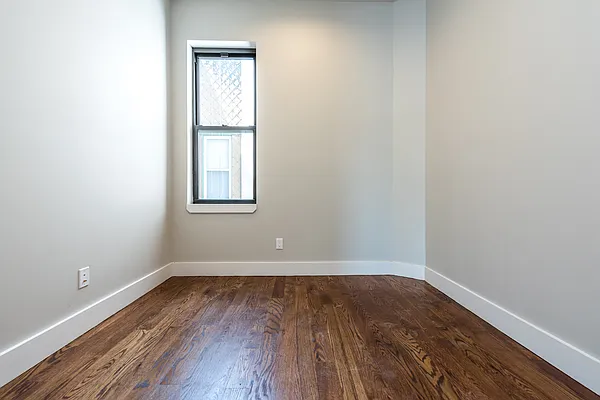 Rented by Nooklyn NYC LLC | media 49